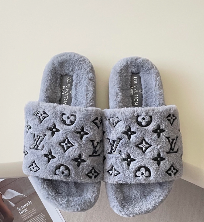LV slippers